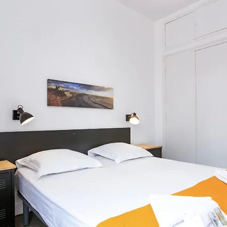 Apartment Lovely 1-bedroom In Centre Biarritz